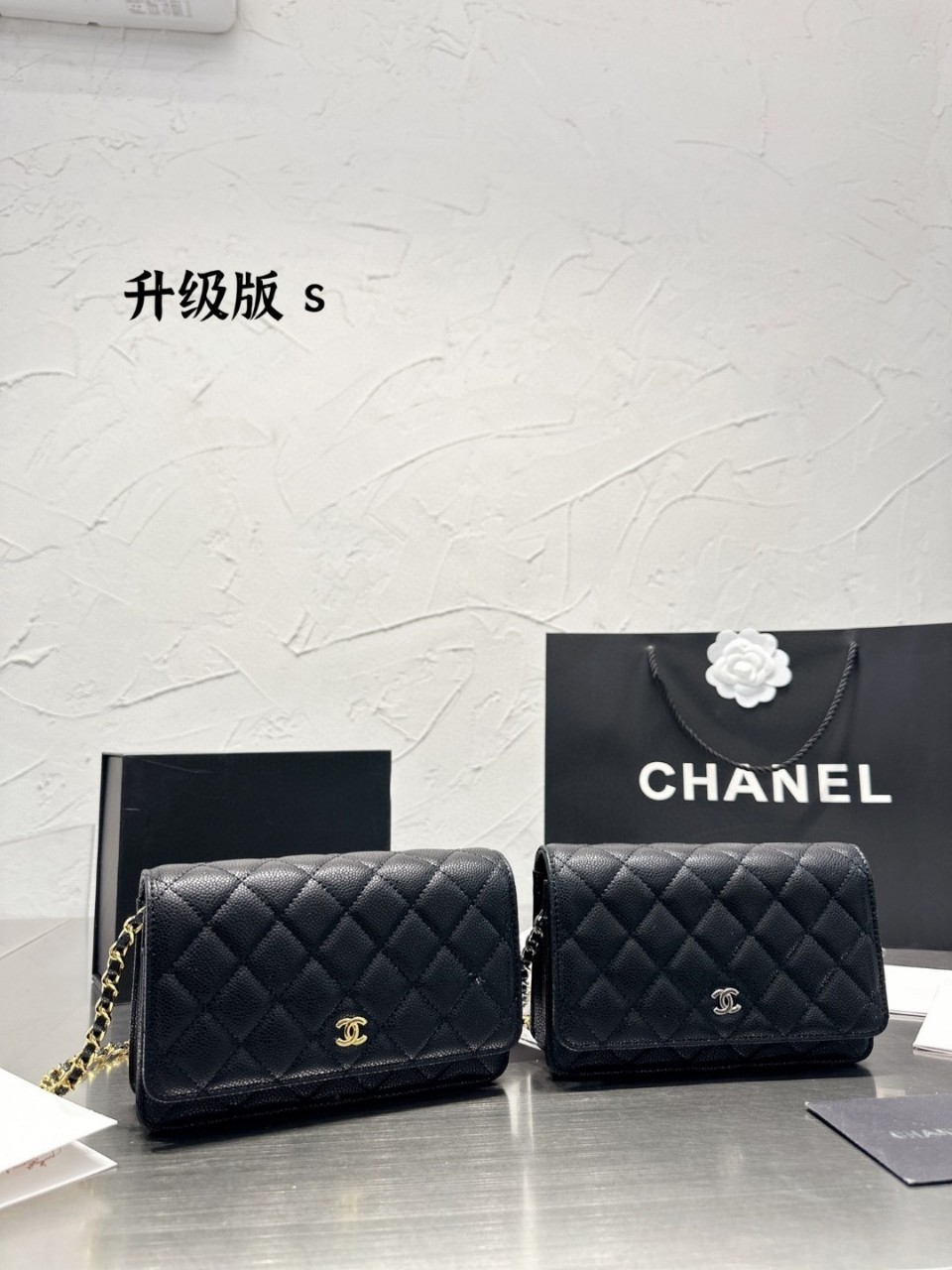 CHANEL 클래식 캐비어 woc백