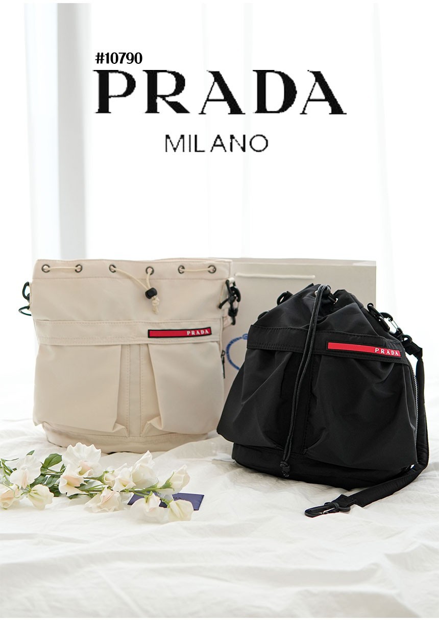 [PRADA] 프라다 리나일론 양포켓 레드패치 복조리 크로스백