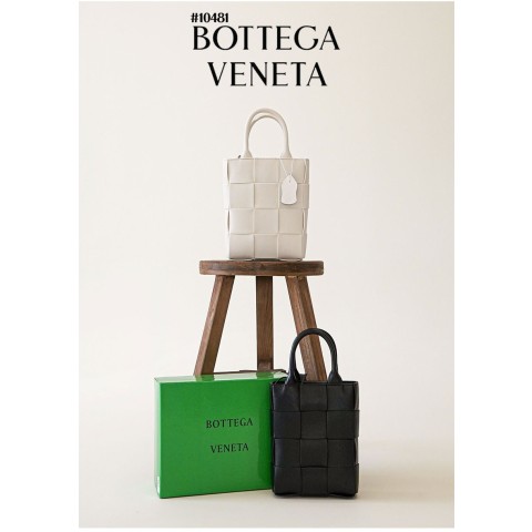 [Bottega Veneta] 보테가베네타 인트레치아토 카세트 미니 토트백