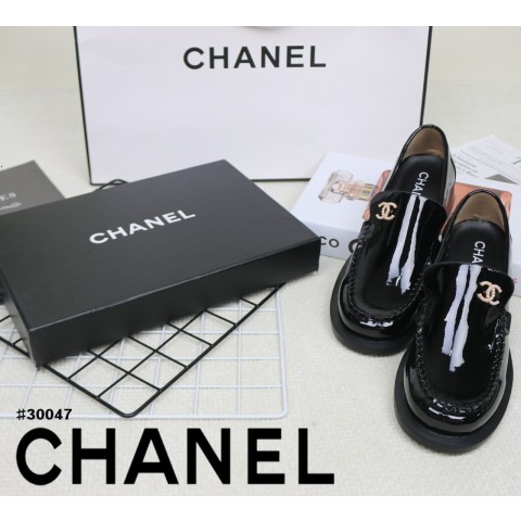 [CHANEL] 샤넬 진주 CC로고 페이던트 로퍼