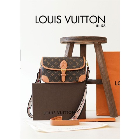 [LOUIS VUITTON] 루이비통 다이앤 모노그램 크로스 숄더백