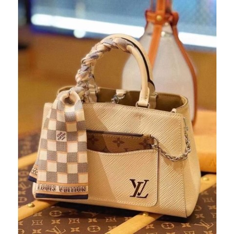 LOUIS VUITTON  100%실크  방도스카프 / 쁘띠스카프