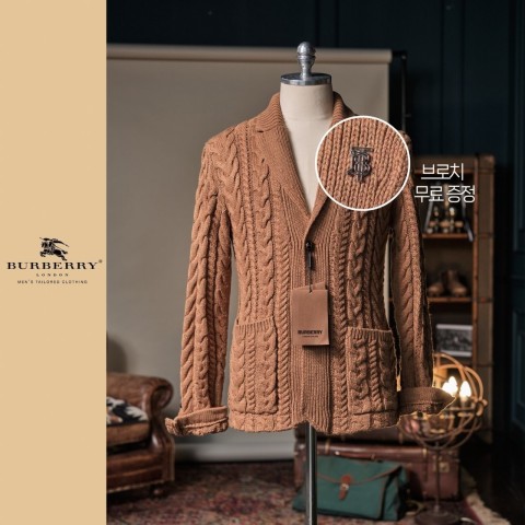 Burberry 프로썸 어페럴 이태리 최상급 가디건