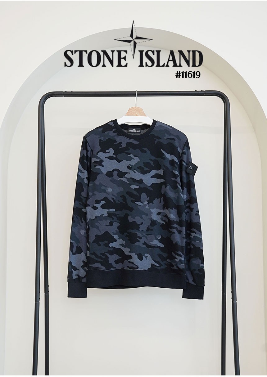 [STONE ISLAND] 스톤아일랜드 카모플라주 블랙패치 라운드 맨투맨