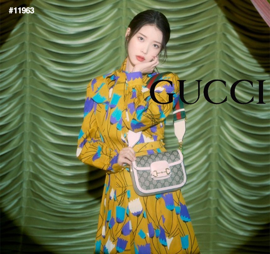 [GUCCI] 구찌 홀스빗 1955 슈프림 화이트 캔버스 숄더크로스백