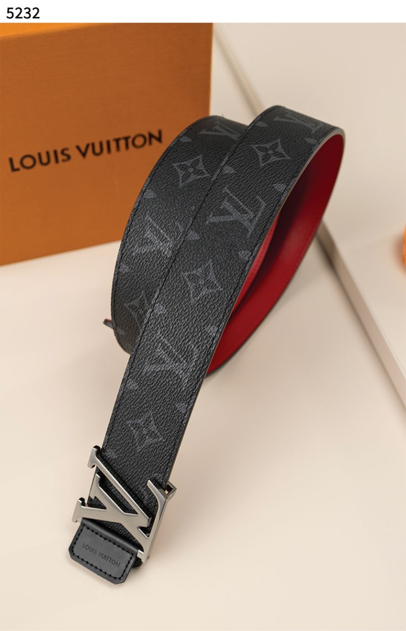 [LOUIS VUITTON] 수입프리미엄급 LV 이니셜 리버서블 벨트 정품