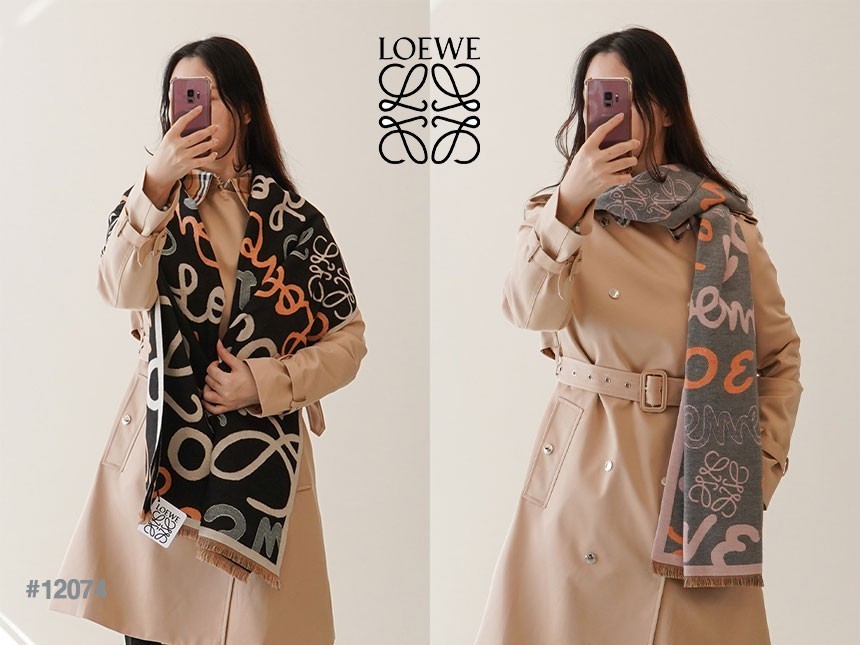 [LOEWE] 로에베 남여공용 폰트 모노그램 울 머플러