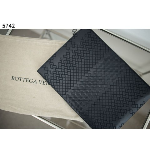 [BOTTEGA VENETA] 수입고급 인트레치아토 크로커 클러치