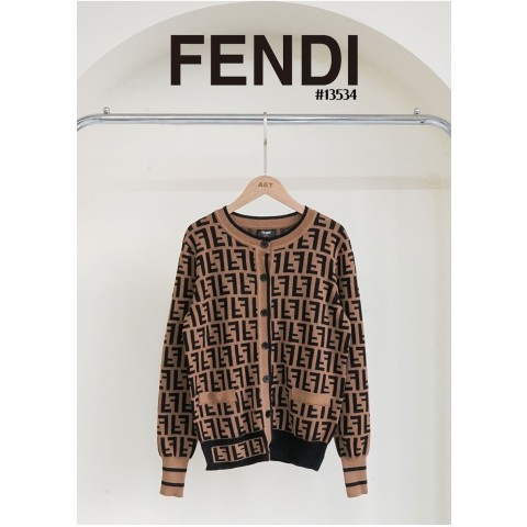 [FENDI] 팬디 여성 자카드 FF 크루넥 니트 가디건