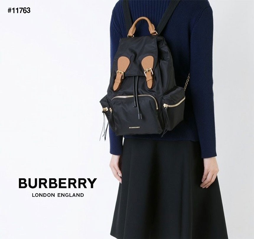 [BURBERRY] 버버리 테크니컬 나일론 미듐 럭색 여성 백팩