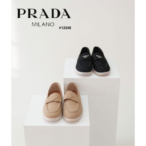 [PRADA] 프라다 트라이앵글 로고 스웨이드 로퍼