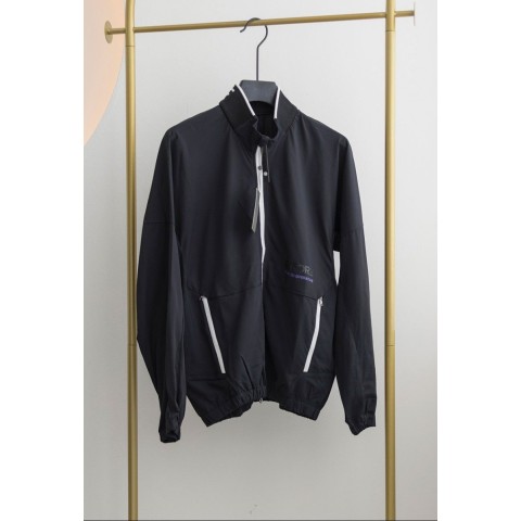 GLOSSY WINDBREAKER JUMPE