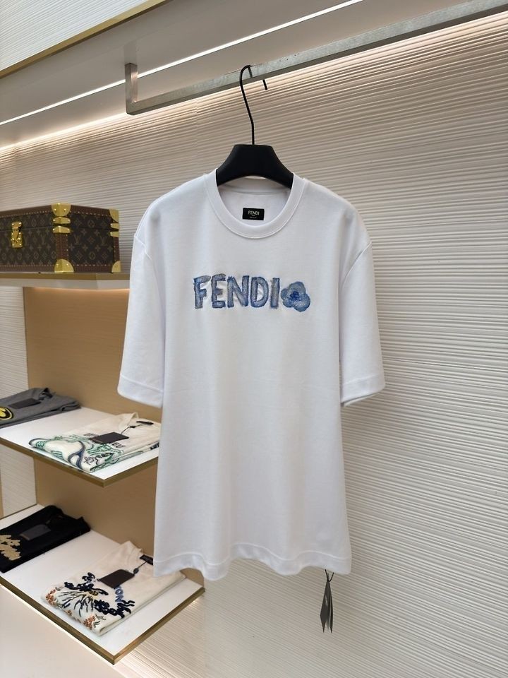 2026 펜*디 FD01 플라워 로고 티셔츠